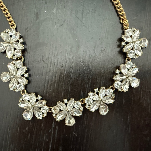 J Crew Matte Gold Tone Floral Clustered Crystal Rhinestone Necklace - Picture 3 of 3
